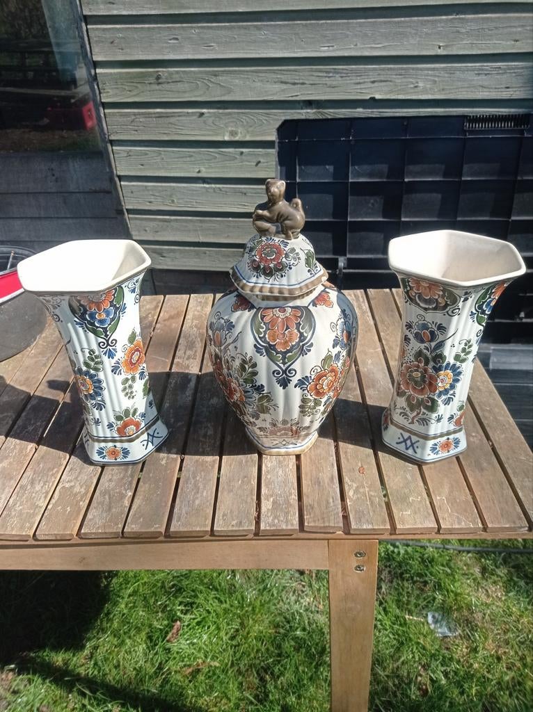 Delfts polychroom kaststel, handwerk Holland, Antiek en Kunst, Antiek | Keramiek en Aardewerk, Ophalen of Verzenden