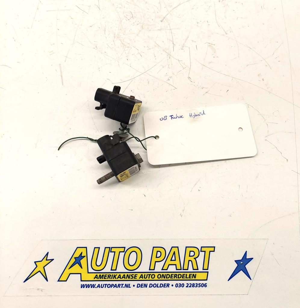 Chevrolet Tahoe airbag sensor 2008, Gebruikt, Info@gm.com, Ophalen of Verzenden, Chevrolet
