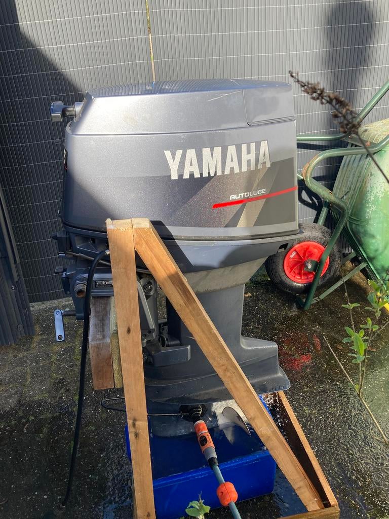 Yamaha buitenboordmotor 25 pk 2 tact, Ophalen, 10 tot 30 pk, Gebruikt, Viertaktmotor
