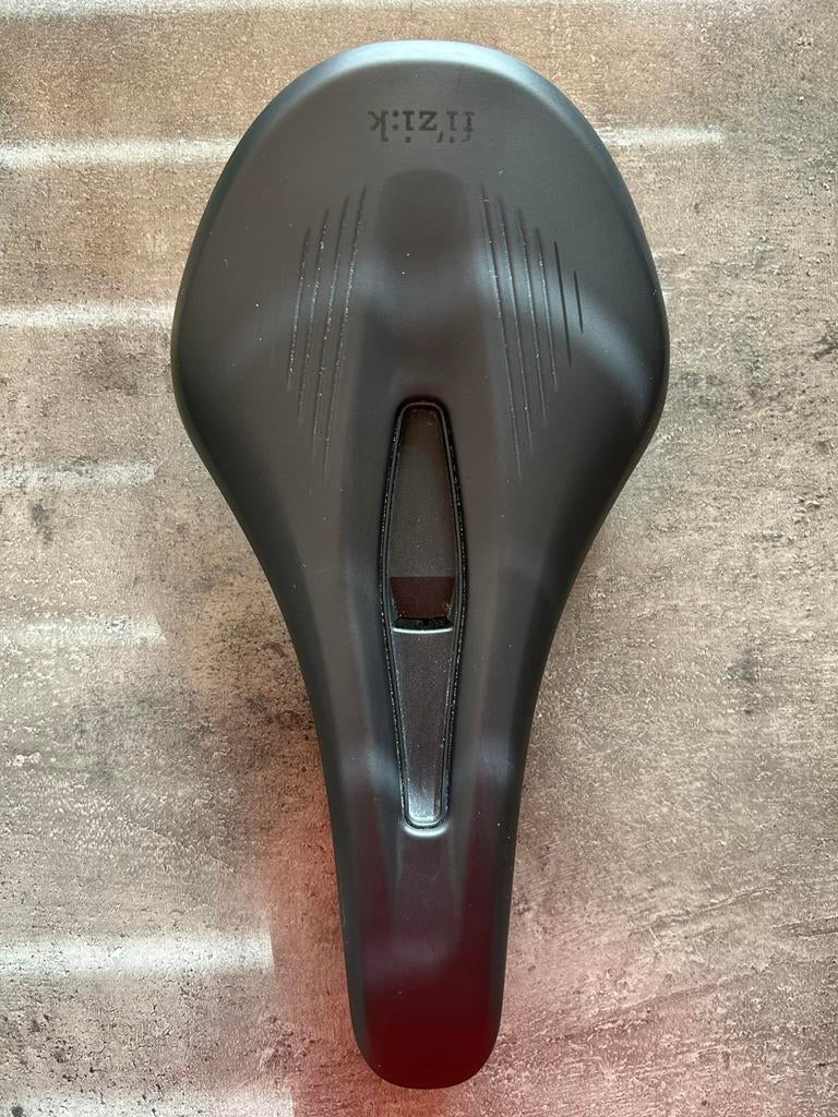 Fizik Vento Argo X3, Fietsen en Brommers, Fietsonderdelen, Ophalen of Verzenden, Zo goed als nieuw, Racefiets, Zadel