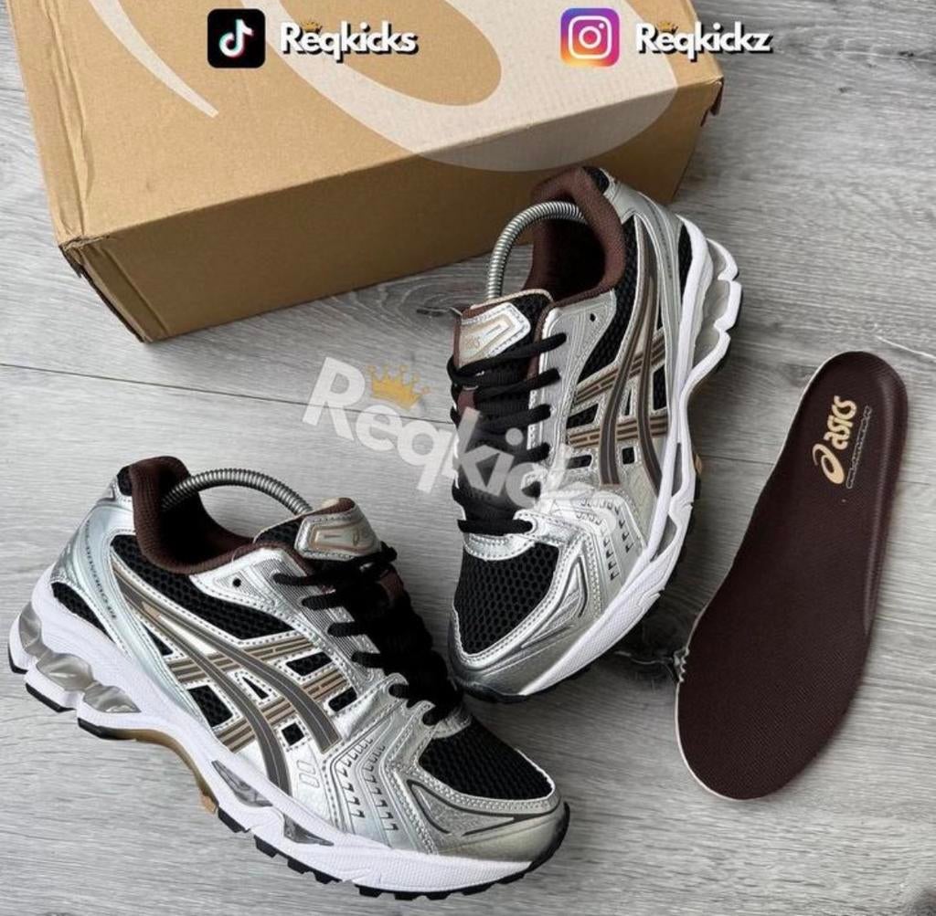 Asics, Ophalen of Verzenden, Zo goed als nieuw, Sneakers of Gympen