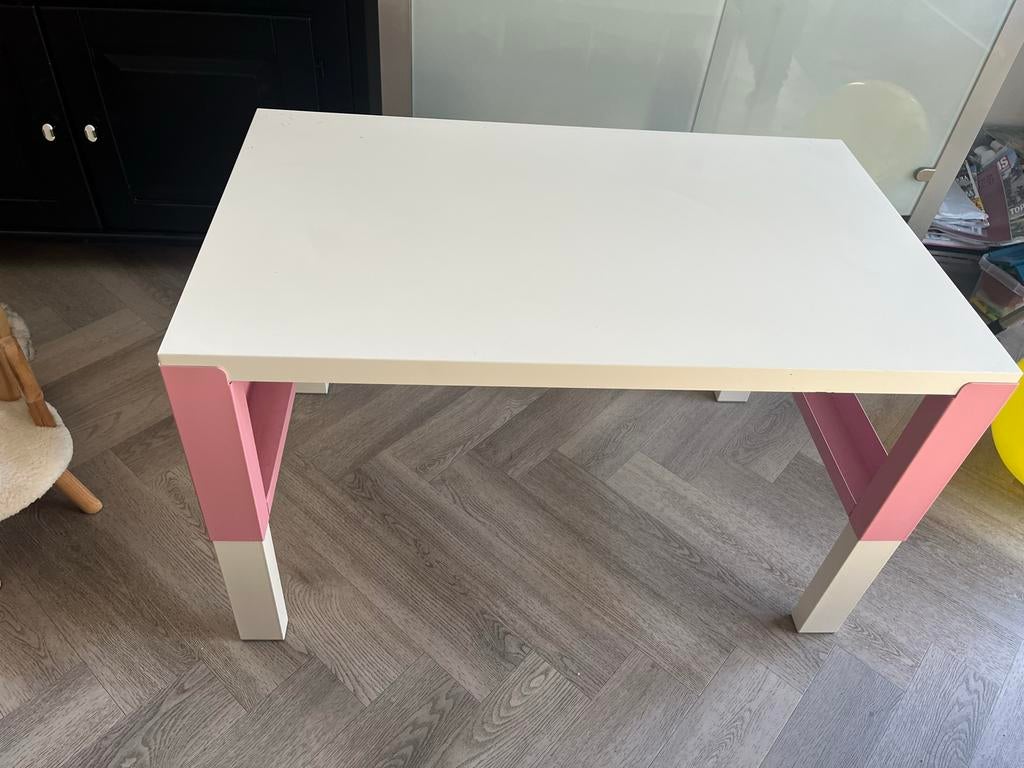 Kinderbureau / tekentafel, Kinderen en Baby's, Kinderkamer | Tafels en Stoelen, Ophalen, Gebruikt, Tafel(s)