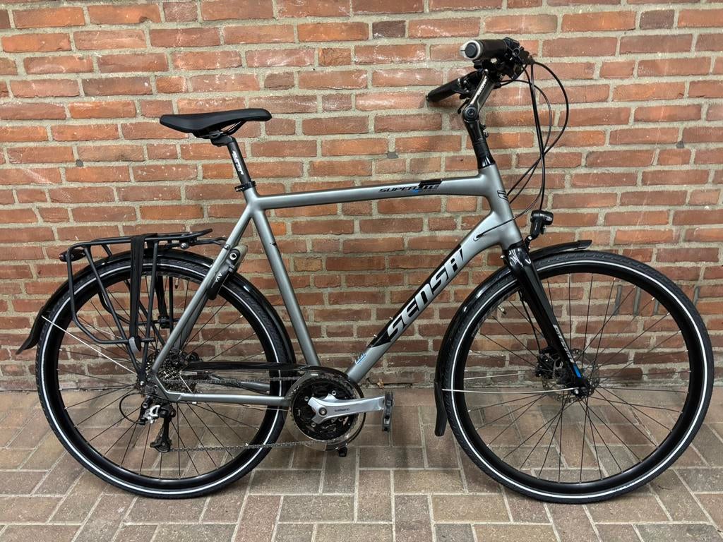 SENSA Superlite XT. Schijfrem. Disc. 61cm. Carbon voorvork, 28 inch, Zo goed als nieuw, 57 tot 61 cm, Meer dan 20 versnellingen