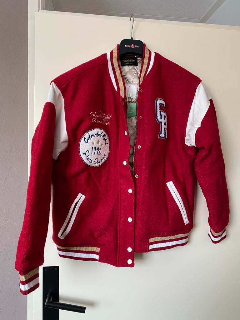 Colourful rebel bomber jack rood maat xl, Kleding | Dames, Jassen | Zomer, Ophalen of Verzenden, Rood