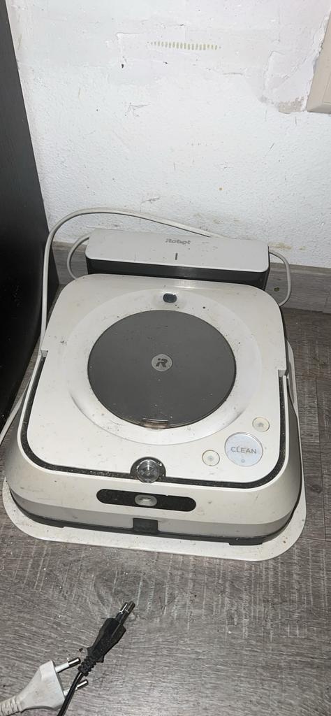 iRobot Roomba e5 + Braava Jet m6 – complete schoonmaakset, Witgoed en Apparatuur, Stofzuigers, Ophalen, Gebruikt, Reservoir, Robotstofzuiger