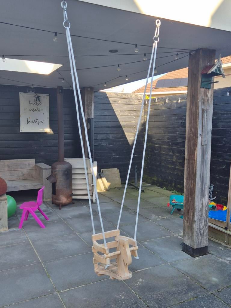 Houten buitenschommel paard voor kinderen, Ophalen, Gebruikt