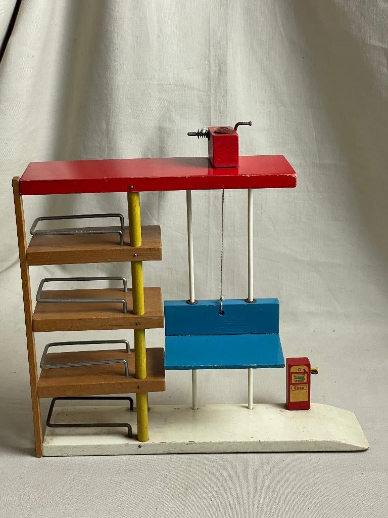 Vintage houten Sio autolift kinderspeelgoed jaren 60, Ophalen of Verzenden, Gebruikt, Overige typen