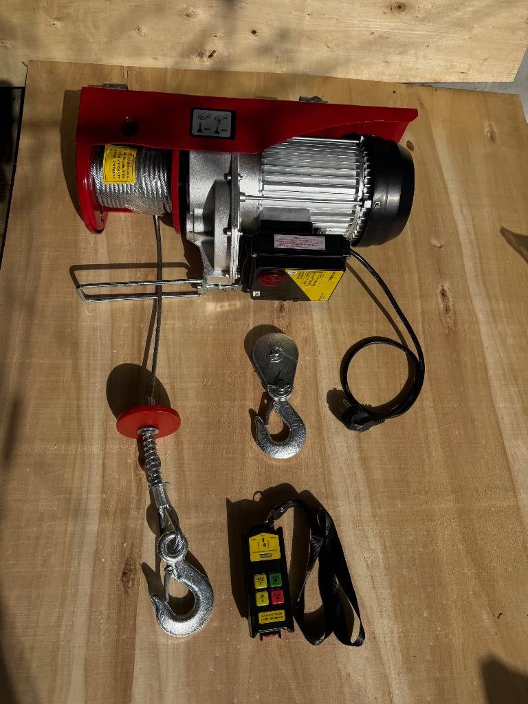 Hijslier 230 volt draadloos 500-999kg draadloos 12m 6mmkabel, Ophalen of Verzenden, Nieuw