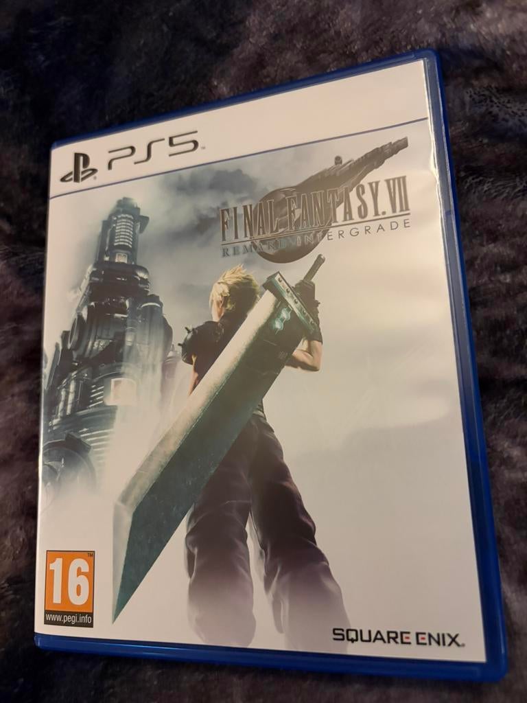 Final Fantasy VII Remake - Intergrade PS5, Spelcomputers en Games, Ophalen of Verzenden, Zo goed als nieuw