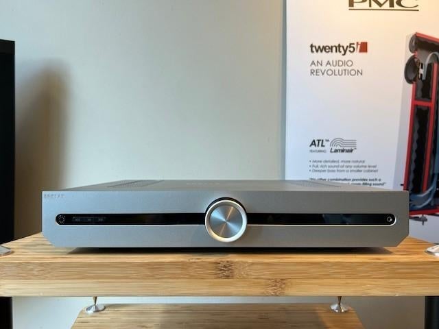 Roksan Atessa streaming versterker, Audio, Tv en Foto, Overige merken, Hoofdstraat 167 Apeldoorn, Ophalen of Verzenden, Zo goed als nieuw