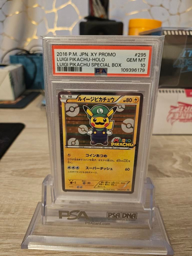 PSA 10 Luigi Pikachu Holo Promo 2016 Pokémon Kaart, Ophalen of Verzenden, Nieuw, Losse kaart, Foil