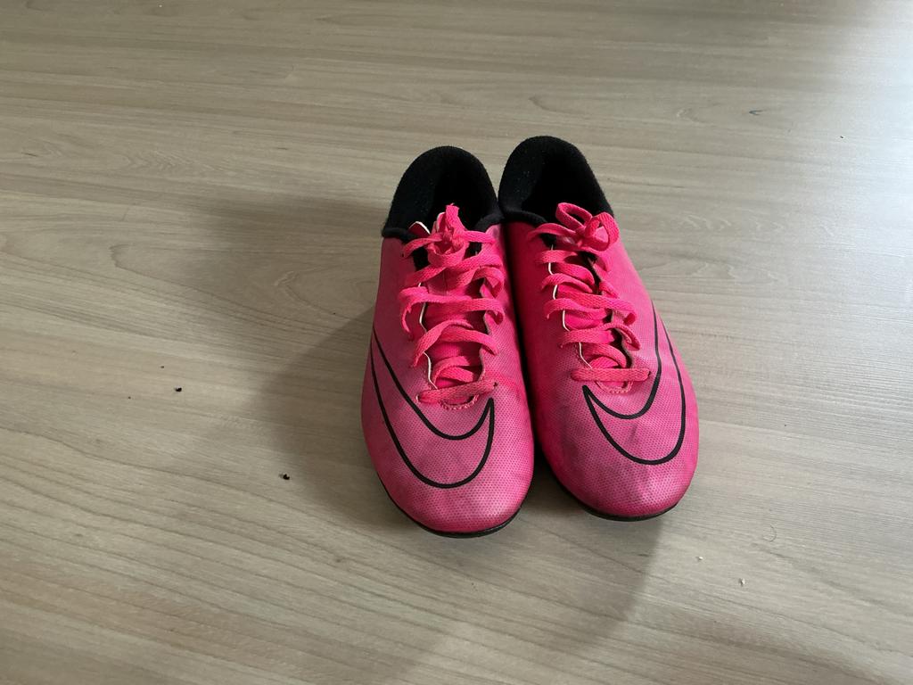 Nike Mercurial Vapor X Fg Roze Voetbalschoenen Maat 37,5, Ophalen, Gebruikt, Schoenen, Maat M