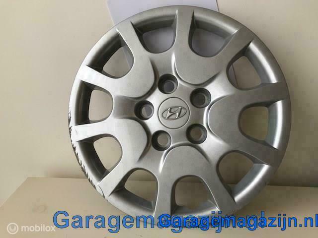 Wieldop 15 inch Hyundai i30 52960-A6000 5 gaats met schade, Gebruikt, Ophalen of Verzenden