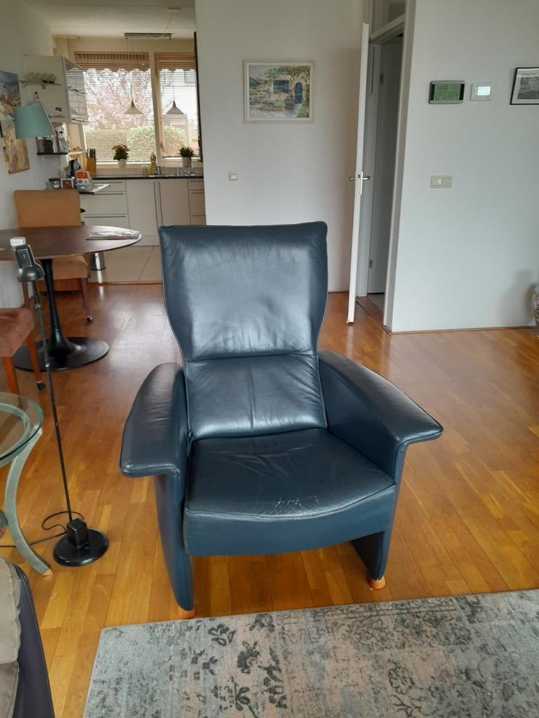 Donkerblauw leren relax fauteuil, Ophalen, Gebruikt, Leer
