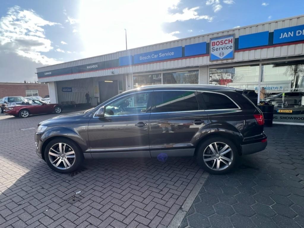 Audi Q7 4.2 FSI QUATTRO 5+2 Full Options #STOER, Auto's, Audi, Automaat, Gebruikt, 8 cilinders, 2245 kg