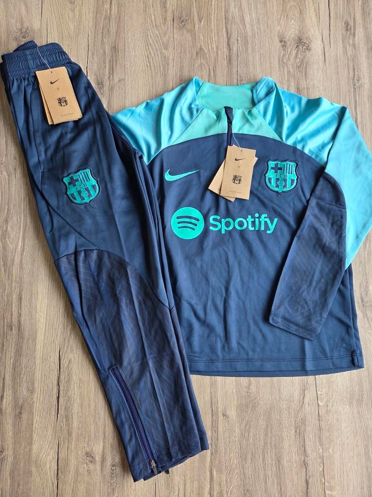 Fc Barcalona trainingspak maat 140-146, Maat XS of kleiner, Ophalen of Verzenden, Nieuw, Trainingspak