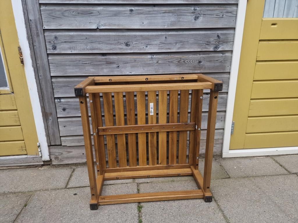 Klein houten bijzettafeltje 36x36x30 cm, Huis en Inrichting, Tafels | Bijzettafels, Ophalen, Minder dan 45 cm, Minder dan 55 cm