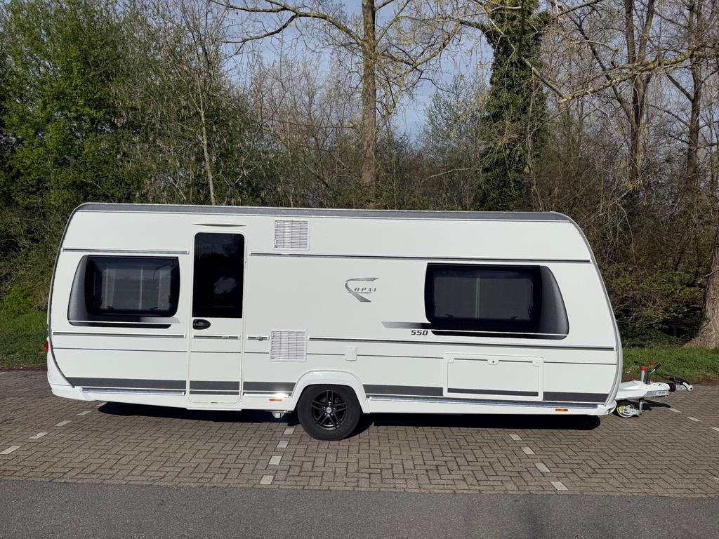 Fendt Opal 550 SG, 2 aparte bedden, Rondzit, Luifel, Fendt