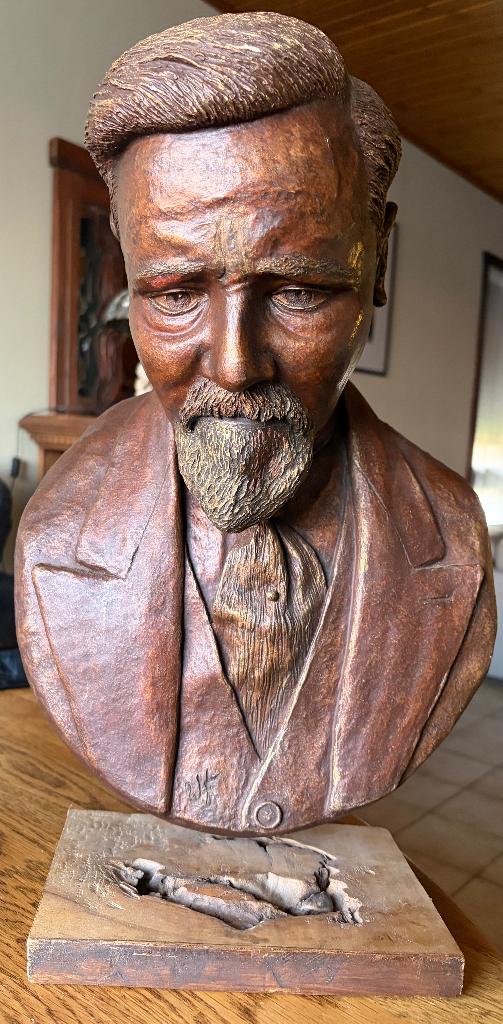 Te koop buste, Ophalen, Zo goed als nieuw