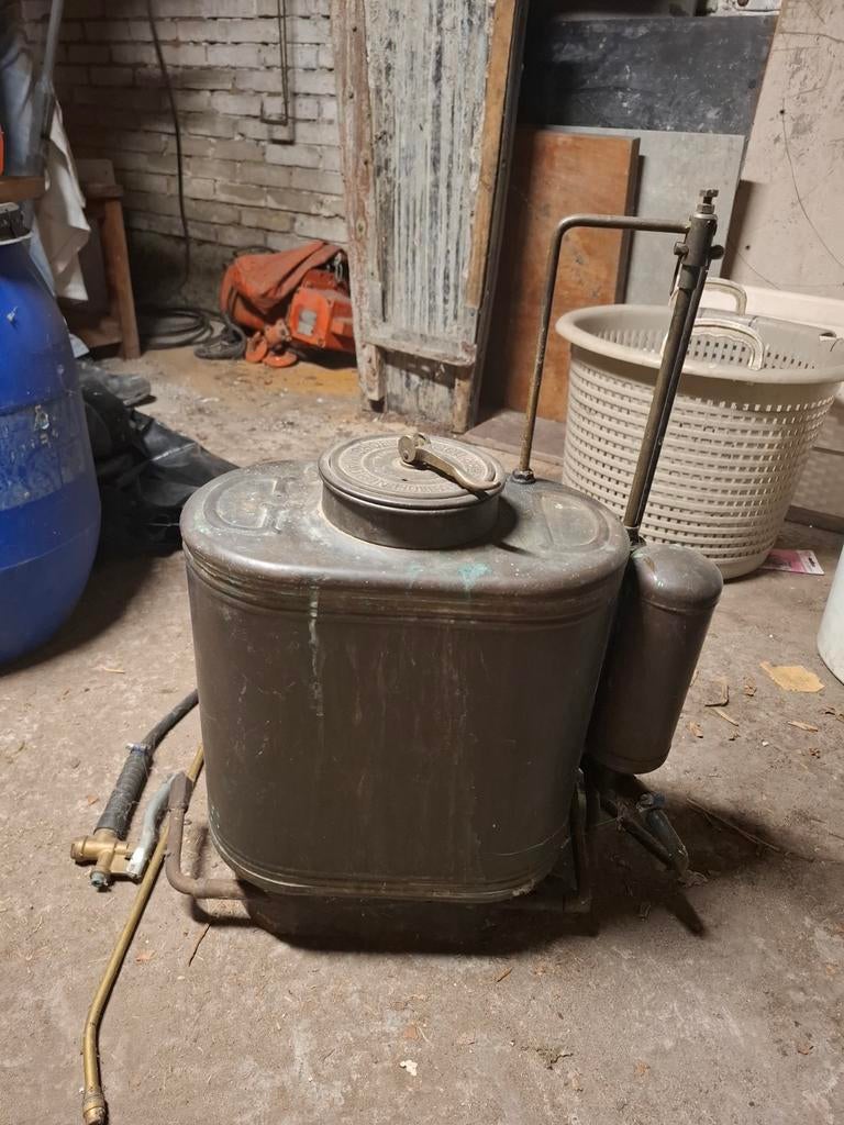 Antieke gifspuit, Ophalen of Verzenden