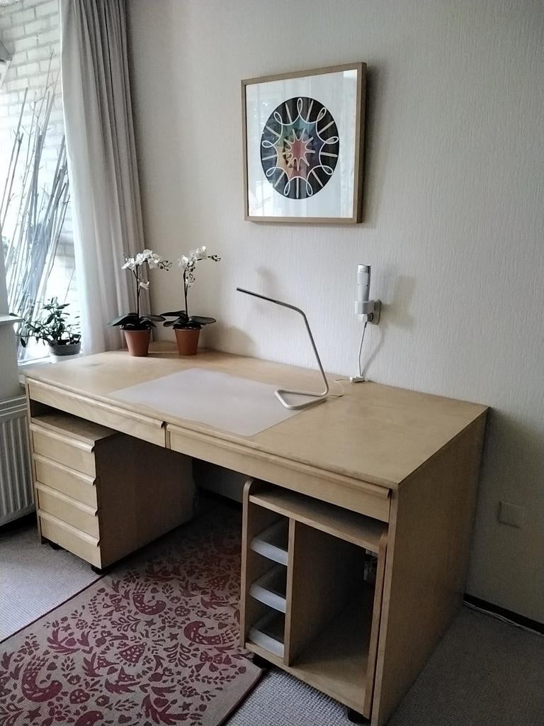 Grenenhouten bureau, Huis en Inrichting, Bureaus, Ophalen, Zo goed als nieuw