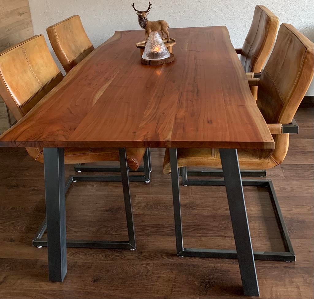 Nette Boomstamtafel (Hout) met 4 Eetkamerstoelen (Leer), Ophalen of Verzenden, Industrieel, 4 tot 6 stoelen