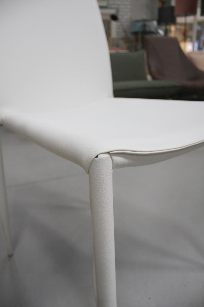 Moderne eetkamerstoelen wit kunstleder stapelbaar (16x), Ophalen, Modern design, Wit, Nieuw