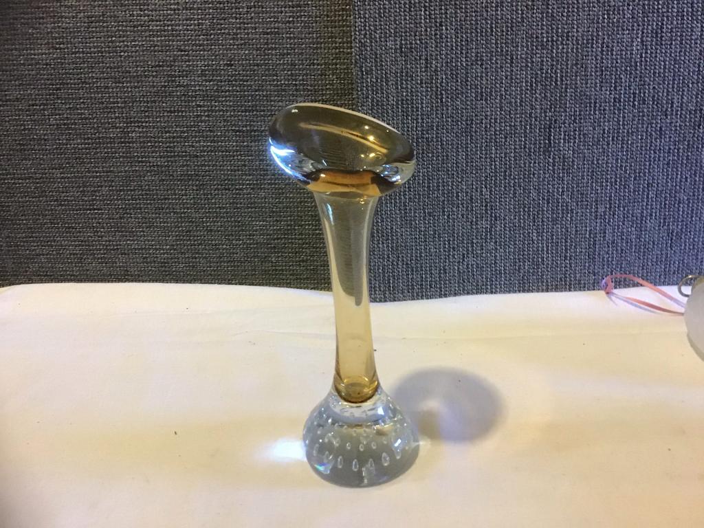 Vaasje Murano met spijkervoet, Ophalen of Verzenden