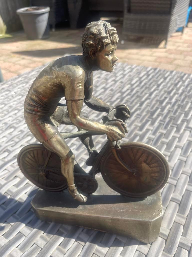 Beeld van zamac van wielrenner, Ophalen of Verzenden, Zo goed als nieuw