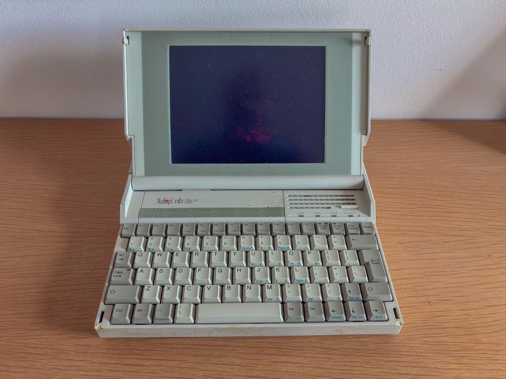 Laptop Tulip nb 286/386 sx, Computers en Software, Vintage Computers, Ophalen of Verzenden, Tulip