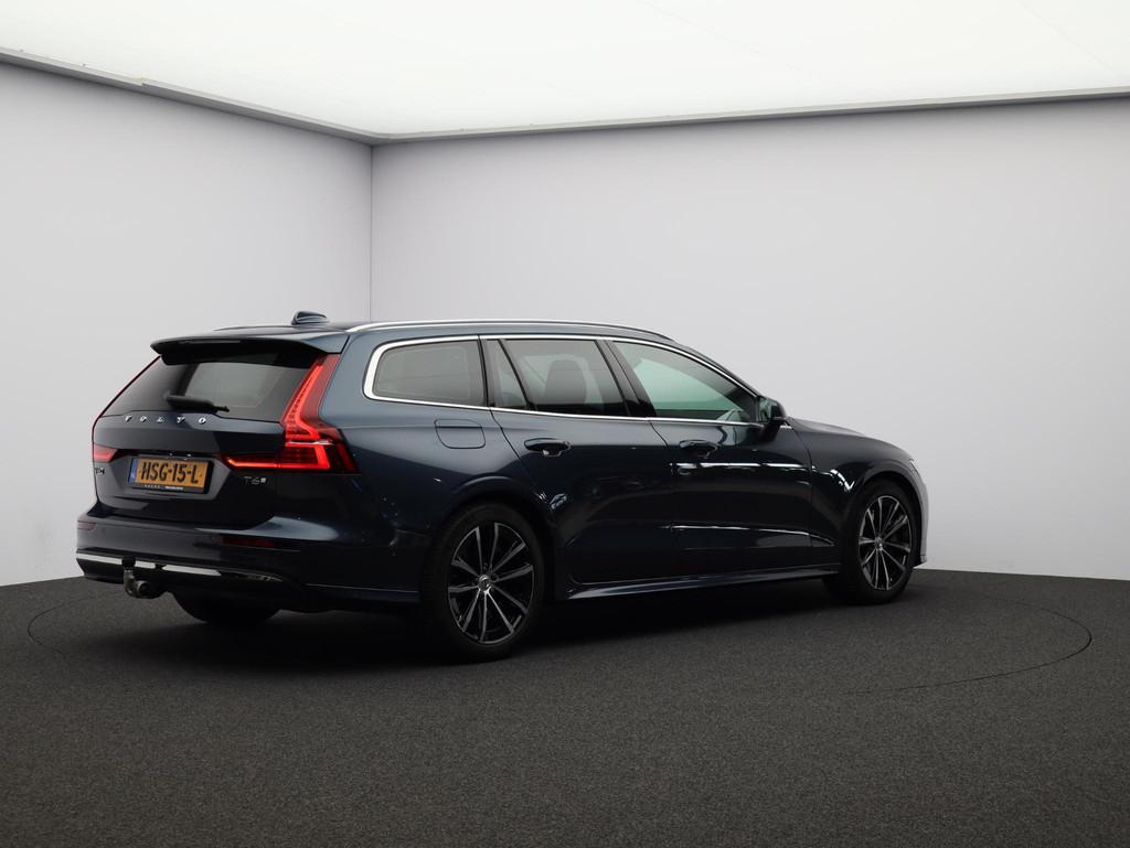 Volvo V60 T6 350PK Plug-in hybrid AWD Core Bright / Trekhaak, Stof, Gebruikt, 4 cilinders, Blauw