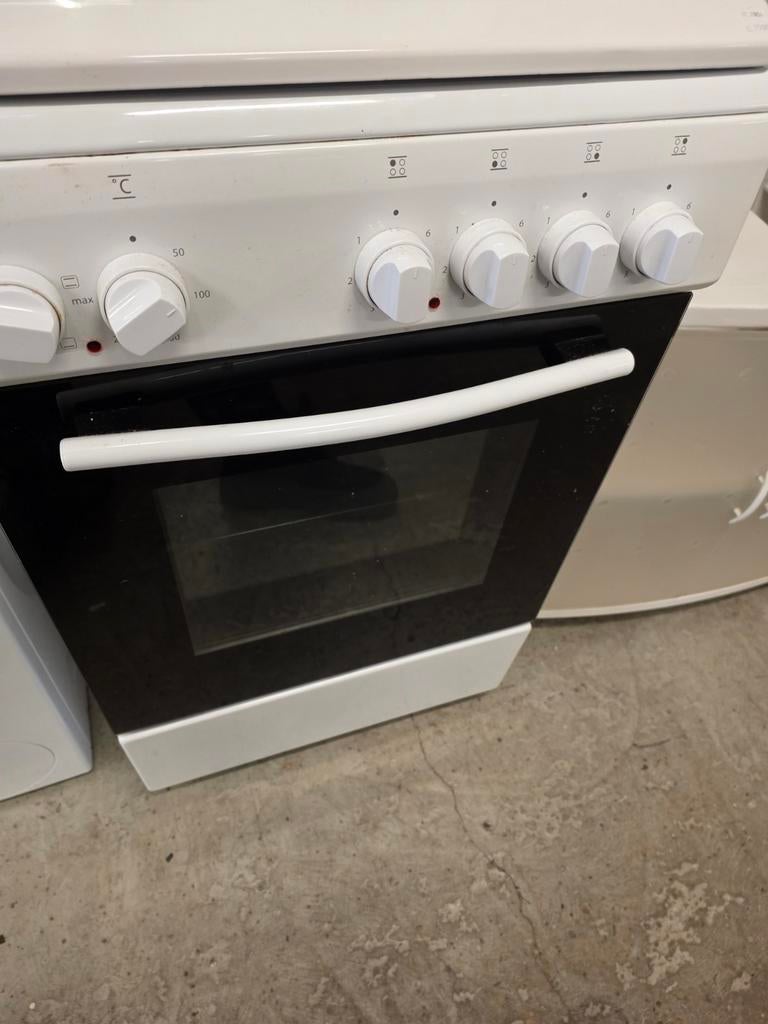 Etna elektrisch fornuis, Witgoed en Apparatuur, Fornuizen, Ophalen, Minder dan 85 cm, ., 4 kookzones