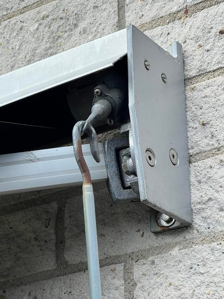 Knikarm zonnescherm gezocht, Tuin en Terras, Zonneschermen, 150 tot 300 cm, Ophalen, Zo goed als nieuw, Knikarmscherm