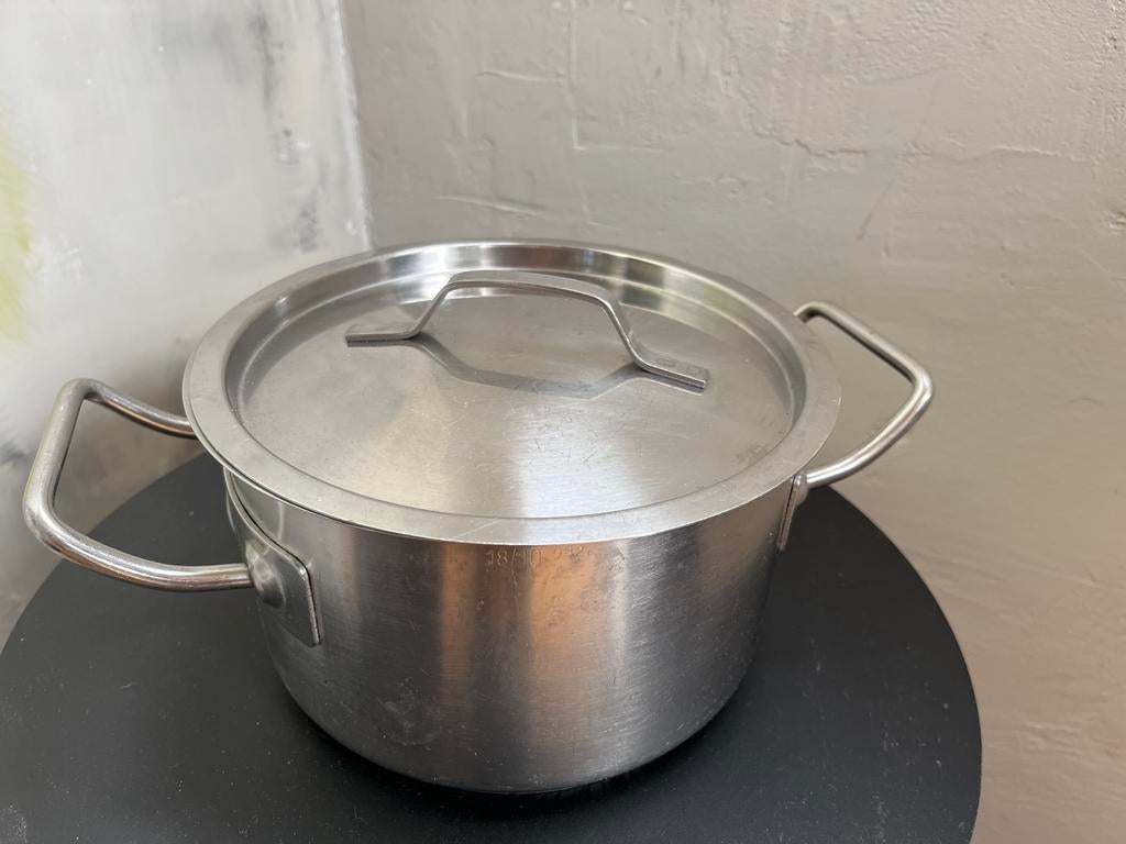 Grote pan / soeppan, alleen geschikt voor gas, Ophalen of Verzenden, Gebruikt, Rvs, Kookpan of Snelkookpan