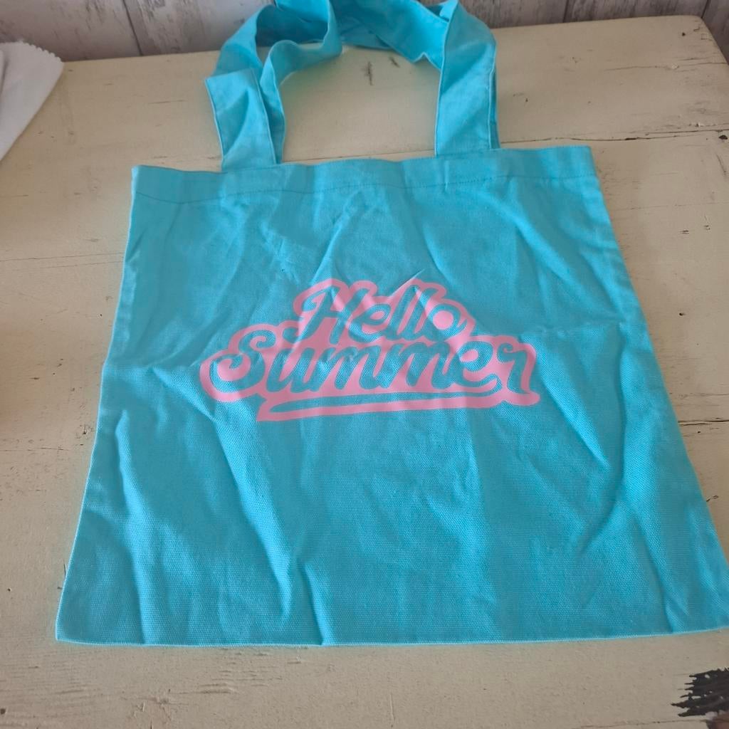 Zelfgemaakte 'Hello Summer' Tote Bag - Turquoise, Sieraden, Tassen en Uiterlijk, Tassen | Schoudertassen, Ophalen of Verzenden