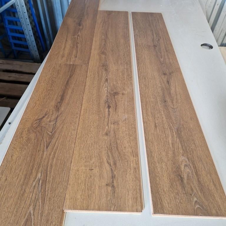 Restpartij 42 m2 laminaat Cavalier Special SPE05793CLS80H., Ophalen, Nieuw