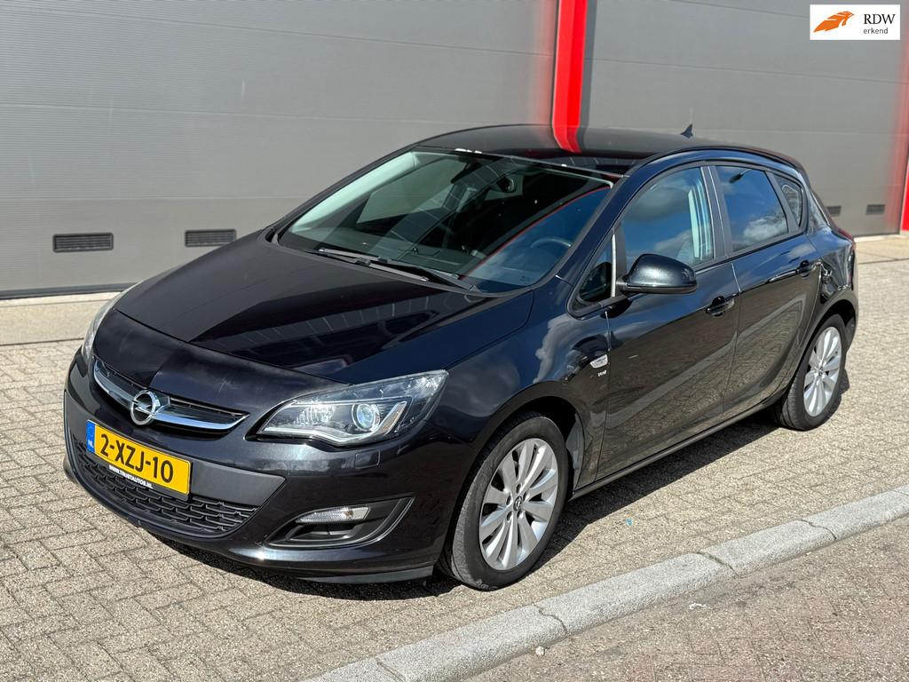Opel Astra 1.4 Turbo Business+ STUURVERWARMING | STOELVERWAR, Voorwielaandrijving, Euro 5, Gebruikt, 680 kg