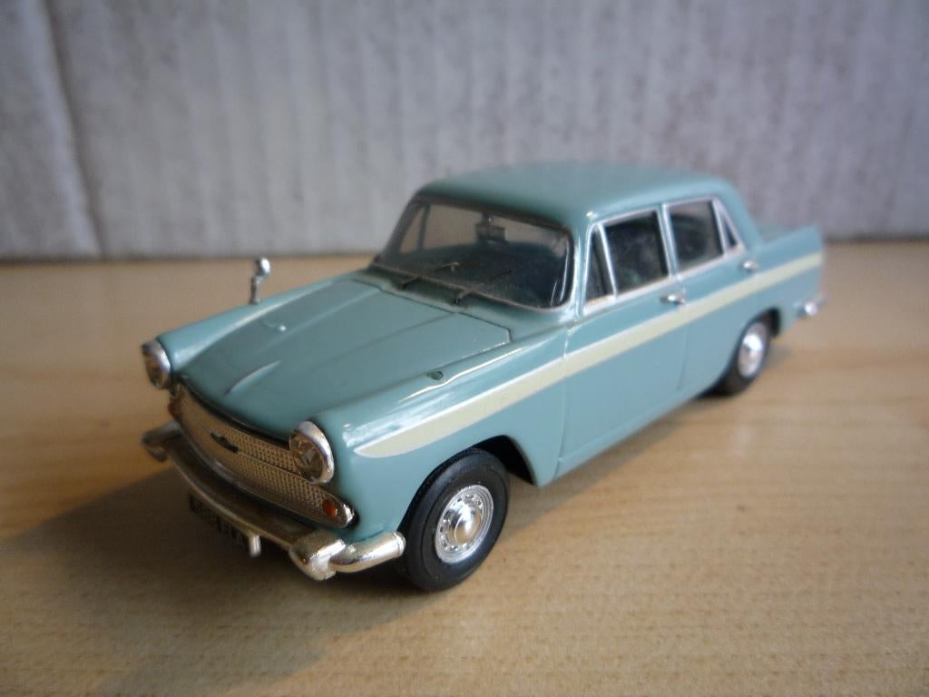 Austin Cambridge Morris Oxford Lledo Vanguards 1:43, Ophalen of Verzenden, Gebruikt, Auto, Vanguards