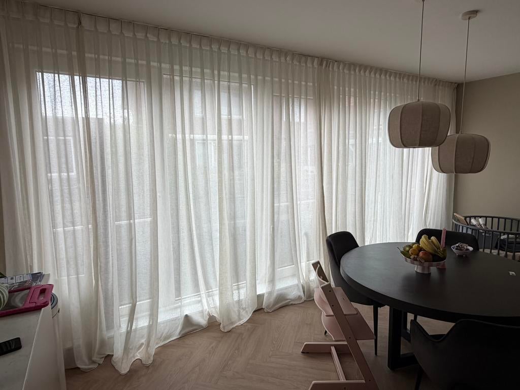 Gordijnen inbetween pas een halfjaar oud!, Ophalen, Zo goed als nieuw, Wit, 200 cm of meer