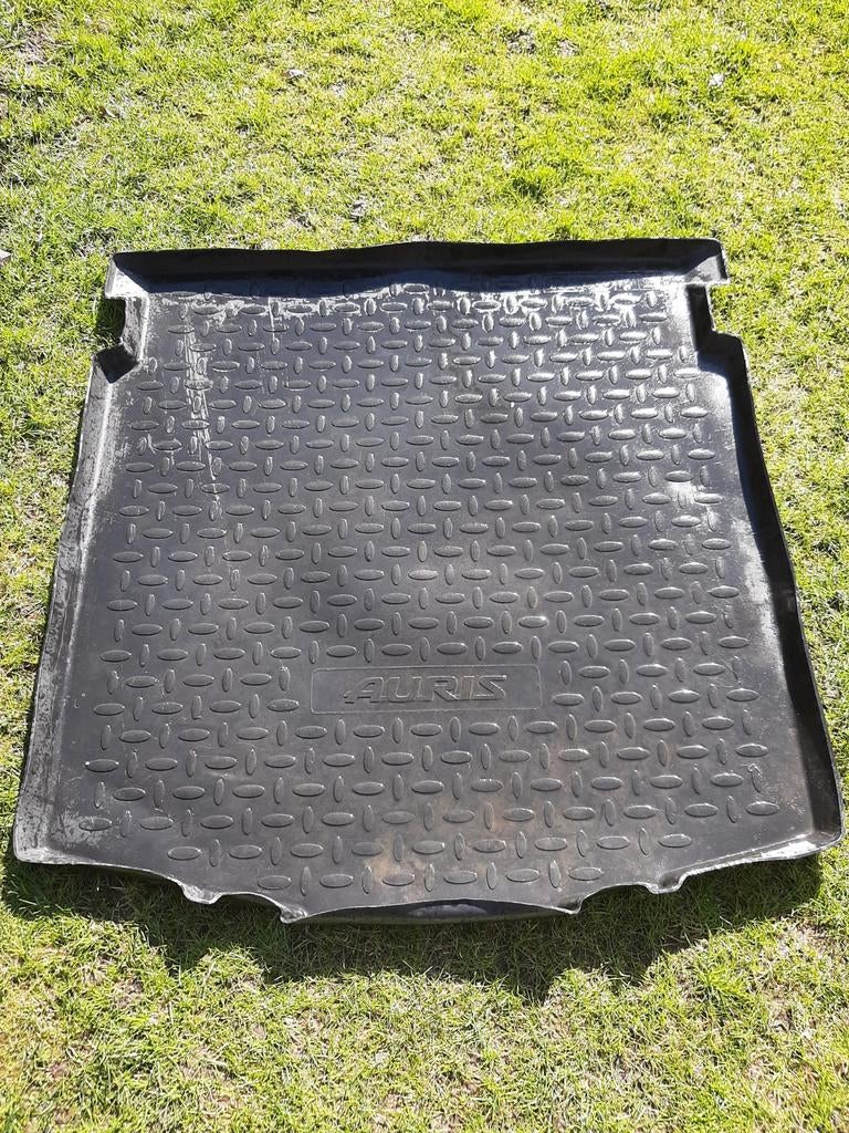 Kofferbakmat, Ophalen