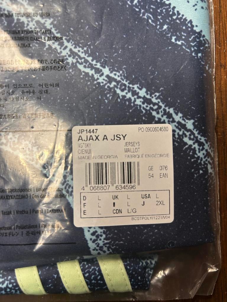 Nieuw Ajax shirt maat L - Origineel Adidas, Sport en Fitness, Voetbal, Maat L, Ophalen of Verzenden, Nieuw, Shirt