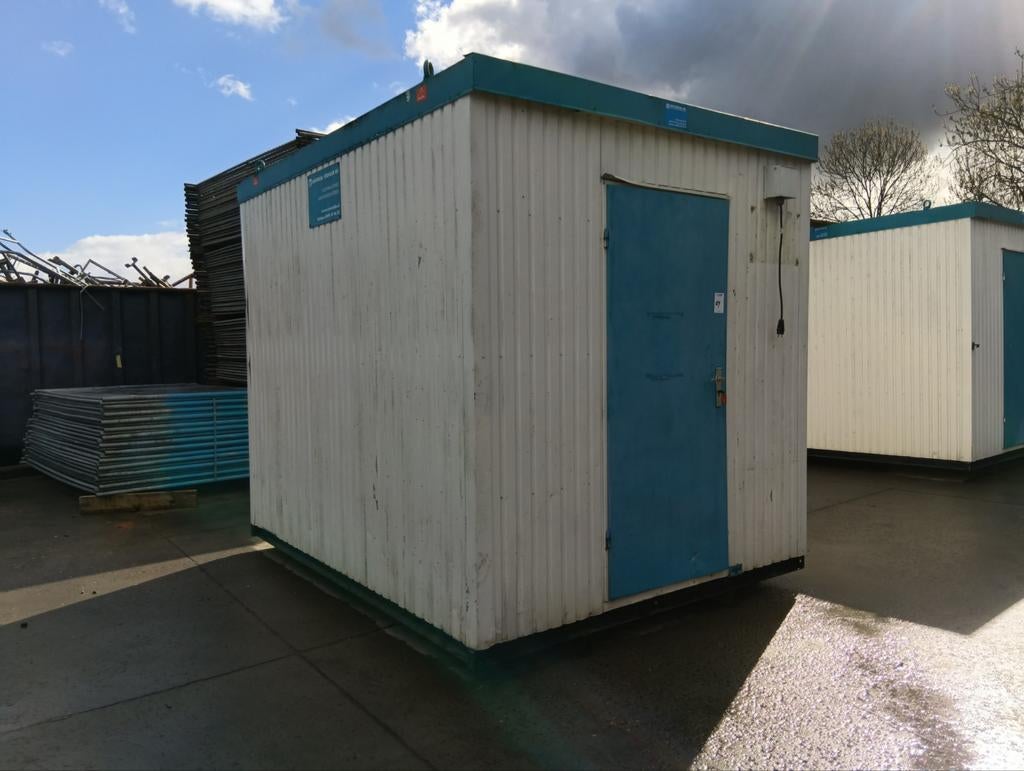 Nette Toiletunit  toiletgebouw noodtoilet 😄, Ophalen