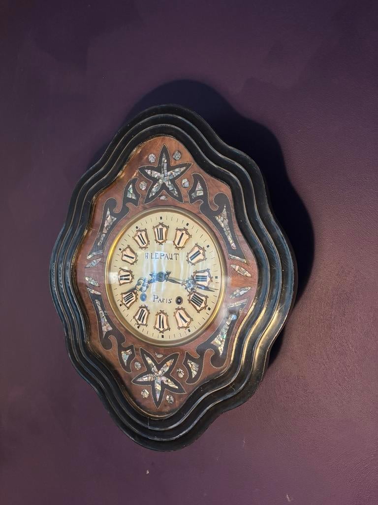 Oeil de boeuf klok wandklok antiek met parelmoer, Ophalen