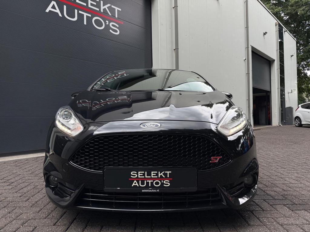 Ford Fiesta 1.6 ST2 182Pk Navi/Cruise/Climate/Keyless/Stoelv, Auto's, Ford, Voorwielaandrijving, 1596 cc, Gebruikt, 4 cilinders
