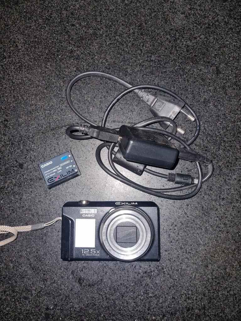 Casio Exilim ZS150 Camera met Oplader en Batterij, Ophalen of Verzenden, Overige Merken