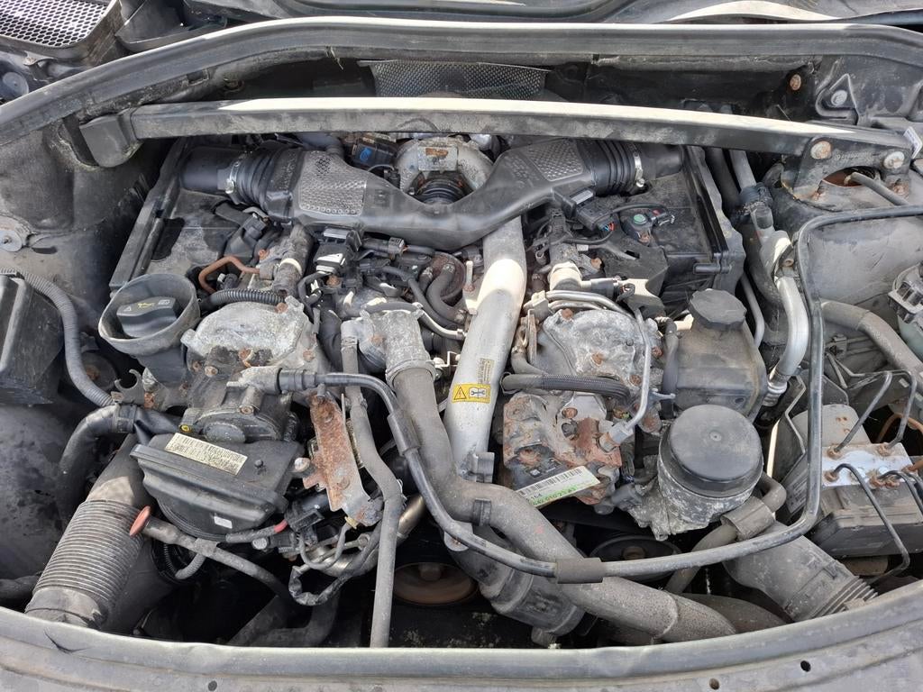 Mercedes motor  OM 642.820 bj.2012, Auto-onderdelen, Motor en Toebehoren, Ophalen, Gebruikt, Mercedes-Benz