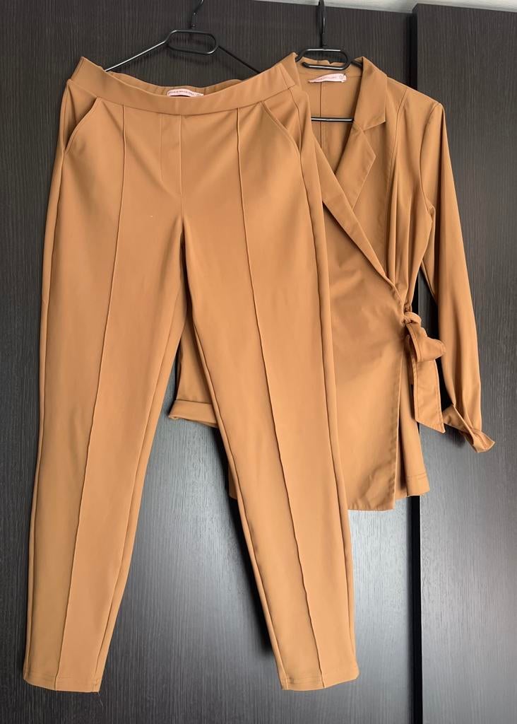 Studio Anneloes colbert en pantalon in de maat S, Kleding | Dames, Bruin, Ophalen of Verzenden, Maat 36 (S), Lang