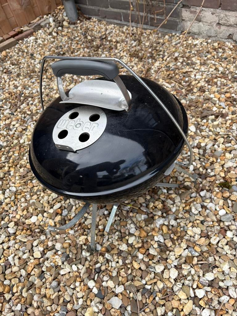 Weber smokey joe mini bbq, Tuin en Terras, Houtskoolbarbecues, Ophalen, Zo goed als nieuw