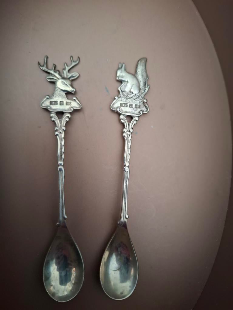 2 oude theelepeltjes Berg en Bos, Antiek en Kunst, Ophalen of Verzenden