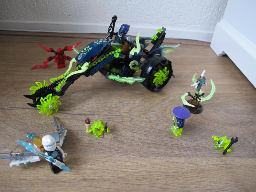 Lego 70730 Ninjago Ketting Voertuig Hinderlaag, Kinderen en Baby's, Speelgoed | Duplo en Lego, Ophalen of Verzenden, Zo goed als nieuw